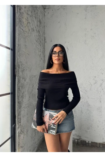 Carmen Yaka Triko