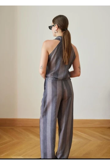 Marka Model Kruvaze Yaka Bağlama Detaylı Takım
